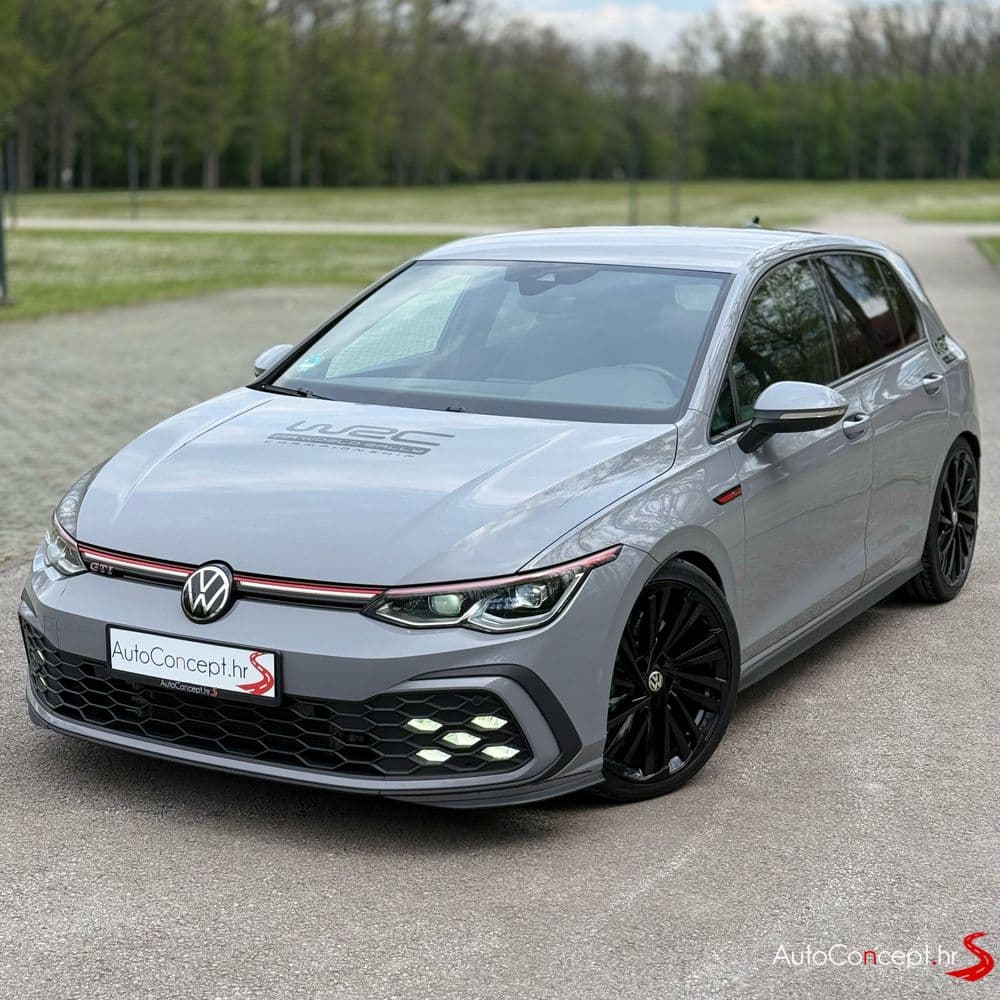 VW VW GOLF 8 GTI • DSG • ALU 19 • KAMERA • IQ LIGHT MATRIX • JAMSTVO